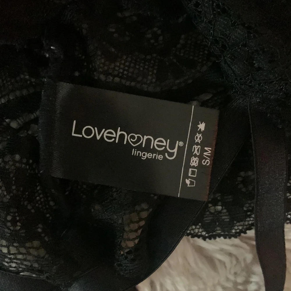 Lovehoney Black Strappy Lace Criss-Cross Crotchless Thong - Picture 3 of 4